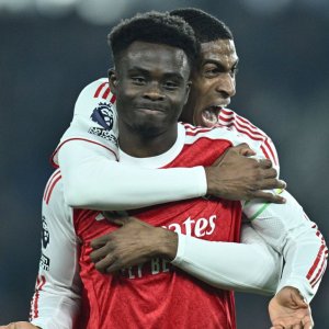 সাকার গোলে ৭ পয়েন্টে এগিয়ে গেলো আর্সেনাল, সিটির হোঁচট