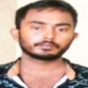 নারায়ণগঞ্জে ‘ন্যাড়া বাহিনীর’ প্রধান ‘কিলার বাবু’কে কুপিয়ে হত্যা