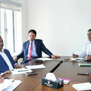 সোমবার থেকে ইংলিশ মিডিয়াম স্কুল ও কোচিং সেন্টার বন্ধ