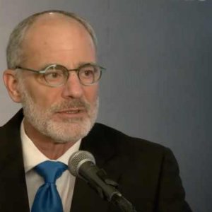 ইরানে অন্তর্বর্তী সরকারের রূপরেখা দিলেন ইসরায়েলি রাষ্ট্রদূত