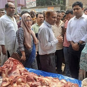 অসুস্থ গরুর মাংস বিক্রির অভিযোগে কসাইকে জরিমানা