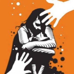 দাম্পত্য সম্পর্কে বাড়ছে সহিংসতা