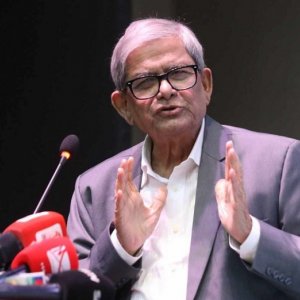 ‘শেখ হাসিনা ভারতে বসে দেশকে অস্থিতিশীল করার অপচেষ্টা করছেন’