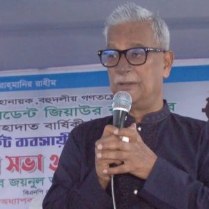বিতর্কিত মন্তব্য: জয়নুল আবেদিন ফারুককে সতর্ক করলো বিএনপি