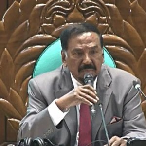 পাঁচ সদস্যের সভাপতিমণ্ডলী মনোনয়ন করলেন স্পিকার