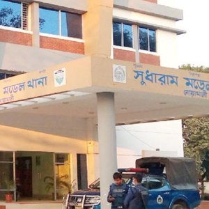 ৩০ হাজার টাকা চাঁদা দেওয়ার দুদিন পর ব্যবসায়ীর লাশ মিললো পুকুরে