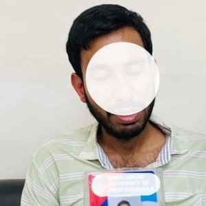 ঢাবির হলে ছাত্রের গোসলের ভিডিও ধারণের অভিযোগে বহিরাগত শিক্ষার্থী আটক