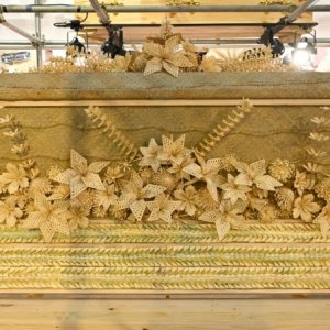 থাইল্যান্ডে ‘মৃত্যু উৎসব’: ভয়ের নয়, জীবনকে পুরোটা বাঁচানোর আনন্দ