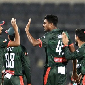 রোমাঞ্চকর ম্যাচ জিতে সিরিজ বাংলাদেশের