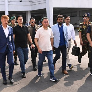 খাল খনন কর্মসূচির উদ্বোধন করতে দিনাজপুরের পথে প্রধানমন্ত্রী