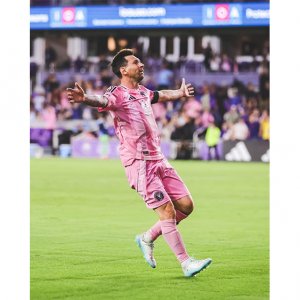 বিশ্বকাপের আগে মেসিকে মাঠেই রাখতে চান মাসচেরানো