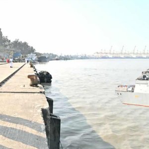 চট্টগ্রামে রাশিয়ার নৌবাহিনীর ২ জাহাজ