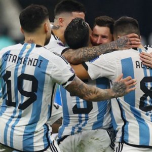আর্জেন্টিনা ও ব্রাজিল শিবিরে দুঃসংবাদ
