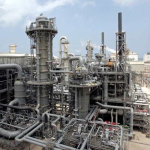 এলএনজি সরবরাহে ‘অনিবার্য পরিস্থিতি’ ঘোষণা করলো কাতার