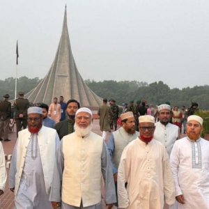 স্বাধীনতা দিবসে স্মৃতিসৌধে শ্রদ্ধা জানালেন জামায়াত আমির