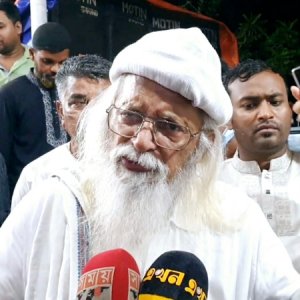 আইনজীবী হত্যার দায় চিন্ময়ের ওপর চাপিয়ে দেওয়া হয়েছে: ফরহাদ মজহার