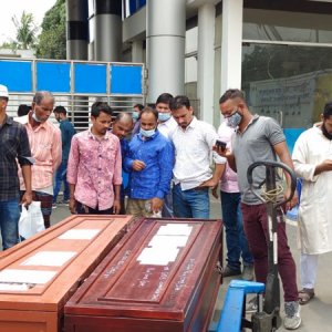 এক বছরে ৫ হাজার প্রবাসীর অকাল মৃত্যু, কারণ খুঁজবে কে?  