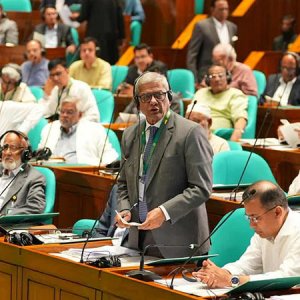 ‘দুর্নীতিকে প্রশ্রয় না দিয়ে গ্রামাঞ্চলের যোগাযোগ উন্নয়নে গুরুত্ব দেওয়া হবে’