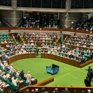 ‘স্বাস্থ্য খাতে উন্নয়নমূলক কাজে যাওয়ার মতো তহবিল নেই’