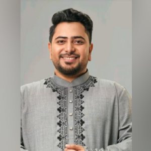 ওমরাহর উদ্দেশে স্ত্রীসহ ঢাকা ছাড়লেন নাহিদ ইসলাম