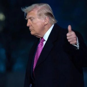 হরমুজ প্রণালি বন্ধ রেখেই ইরান যুদ্ধ শেষ করতে পারেন ট্রাম্প