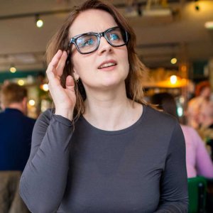 স্মার্টগ্লাস: প্রযুক্তির ভবিষ্যৎ, নাকি ‘গোপন নজরদারির’ নতুন ভয়?