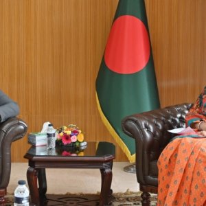 বাংলাদেশ থেকে স্বাস্থ্যসেবা কর্মী নিতে চায় মালদ্বীপ