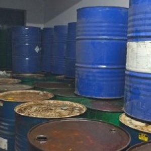 আগারগাঁওয়ে দুই প্রতিষ্ঠান থেকে ২৯৬ লিটার জ্বালানি তেল জব্দ