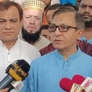 পাম্পে গেলে তেল ও সুইচ টিপলে বিদ্যুৎ পাচ্ছেন, তাহলে সমস্যা কোথায়: বাণিজ্যমন্ত্রী