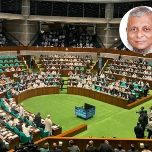 ‘দুর্ঘটনায় ক্ষতিগ্রস্ত শ্রমিকের আর্থিক সহায়তাকে মানবিক দায়বদ্ধতা বিবেচনা করে সরকার’