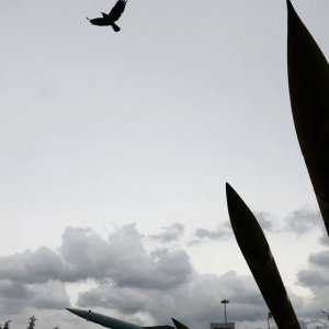 যুদ্ধে নতুন আকাশ প্রতিরক্ষা ব্যবস্থা ব্যবহারের দাবি ইরানের