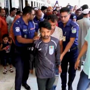 যুবককে কুপিয়ে হত্যার দায়ে ৫ জনের যাবজ্জীবন কারাদণ্ড