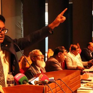 রাজধানীর কিছু স্কুলে পরীক্ষামূলক অনলাইন-অফলাইন ক্লাস চালু হতে পারে: শিক্ষামন্ত্রী