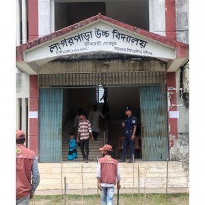 কেন্দ্রে জাল ভোট দিতে এসে ৬ জন আটক