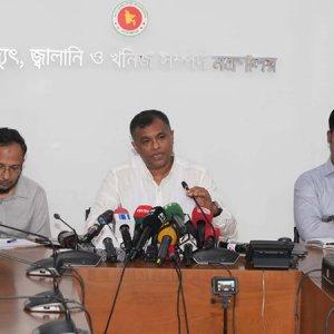 মজুদ যথেষ্ট, দুই মাসের জ্বালানি সরবরাহ নিশ্চিত করা হয়েছে: জ্বালানি বিভাগ