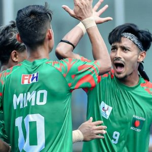 হংকং চায়নাকে টাইব্রেকারে হারিয়ে এশিয়ান গেমসে বাংলাদেশ 