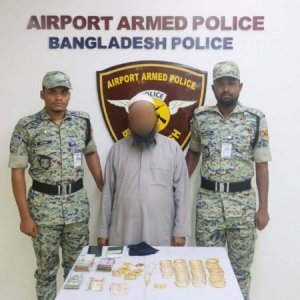 ৫০০ গ্রাম স্বর্ণ ও বিপুল পরিমাণ বৈদেশিক মুদ্রাসহ শাহজালালে আটক ১