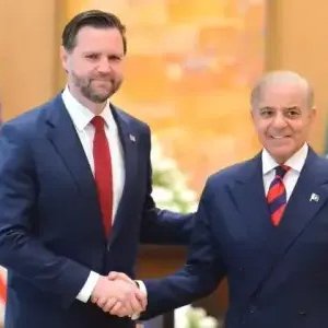 পাকিস্তানি প্রধানমন্ত্রীর সঙ্গে জেডি ভ্যান্সের বৈঠক