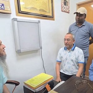 চিকিৎসকের কাছে যুবদল পরিচয়ে চাঁদা দাবি, ব্যবস্থা নেওয়ার আশ্বাস