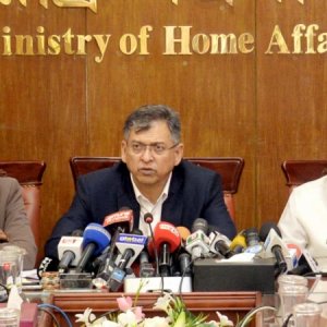 অধ্যাদেশ নিয়ে বিরোধীদল ইস্যু তৈরির চেষ্টা করছে: স্বরাষ্ট্রমন্ত্রী