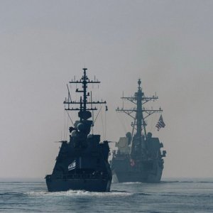 এবার হরমুজে কড়াকড়ি আরোপ করল যুক্তরাষ্ট্র