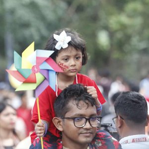 পহেলা বৈশাখে রমনা–শাহবাগে দিনভর জনস্রোত