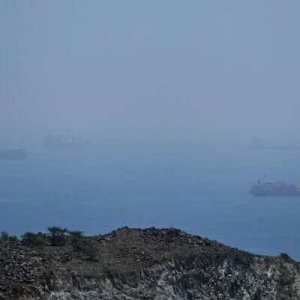 মার্কিন সেনাদের কেন বাধা দিলো না ইরানি জাহাজ