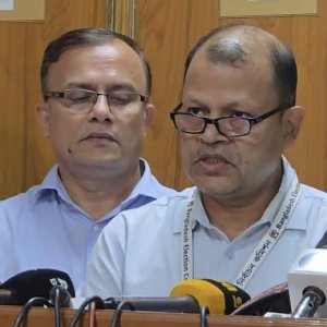 শেষ হলো নারী আসনের মনোনয়ন জমা দেওয়ার সময় 