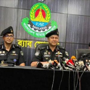 ডা. আহমেদের ওপর হামলার কারণ জানালো র‍্যাব