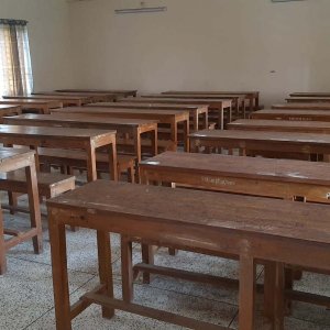 বরিশাল বিশ্ববিদ্যালয়ে চলছে শিক্ষকদের কমপ্লিট শাটডাউন