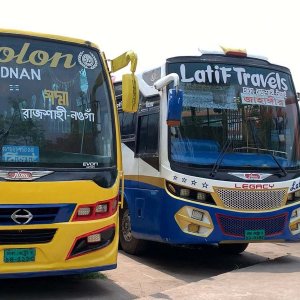 রাজশাহী থেকে দ্বিতীয় দিনের মতো বাস চলাচল বন্ধ, দুর্ভোগে যাত্রীরা