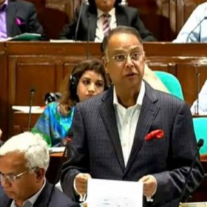 ‘১ মে থেকে আশুগঞ্জ সার কারখানায় গ্যাস দেওয়া হবে’