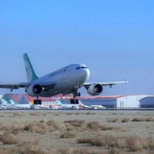 যুদ্ধের পর প্রথমবারের মতো আন্তর্জাতিক ফ্লাইট শুরু করলো ইরান