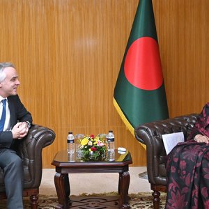 ইইউ’র সঙ্গে মুক্ত বাণিজ্য চুক্তি নিয়ে আলোচনায় জোর বাংলাদেশ ও ফ্রান্সের